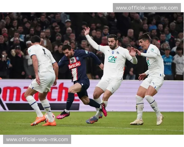 马赛客场溃败暴露心态问题，赛季稳定性待提升