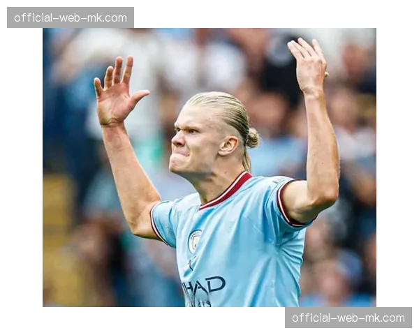 曼城主场4-0大胜里斯本竞技，哈兰德上演帽子戏法。